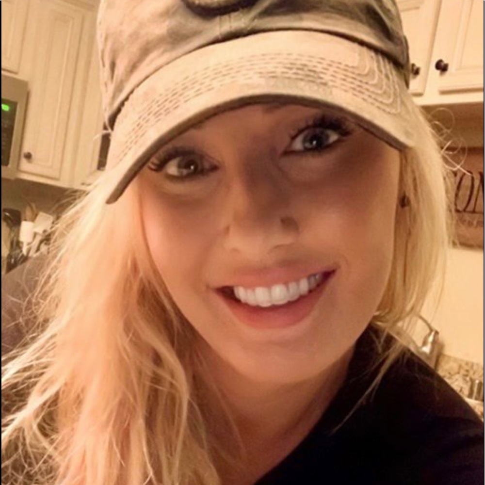 Meet your Posher, Tiffany